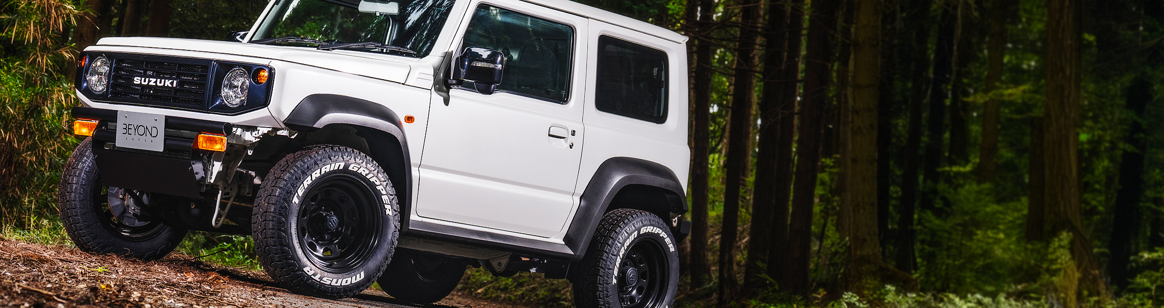 CODE 21 | シンプル志向に捧げるワイルド系メイク術：ビヨンドジャパンが提案する、新たな存在感。少ない手数でこの上ない迫力を手にしたいユーザーにこそ勧めたい。